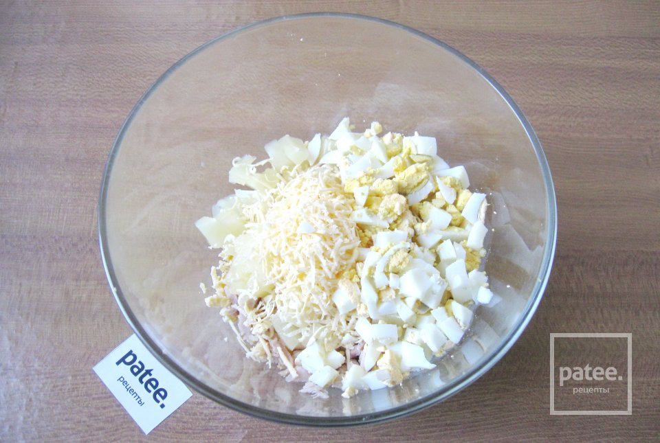 Салат с курицей, ананасом и кукурузой - Шаг 9