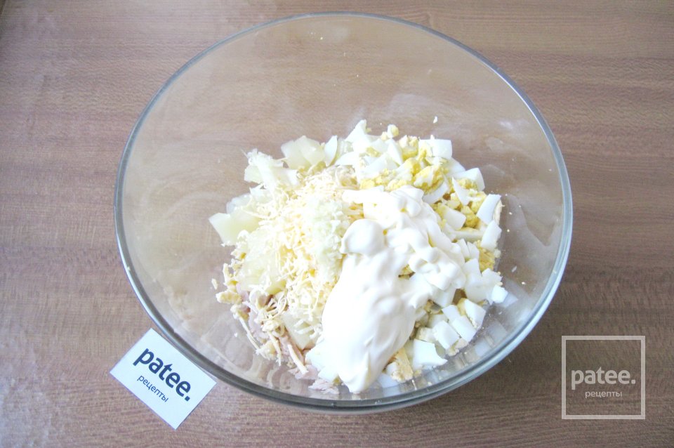 Салат с курицей, ананасом и кукурузой - Шаг 11