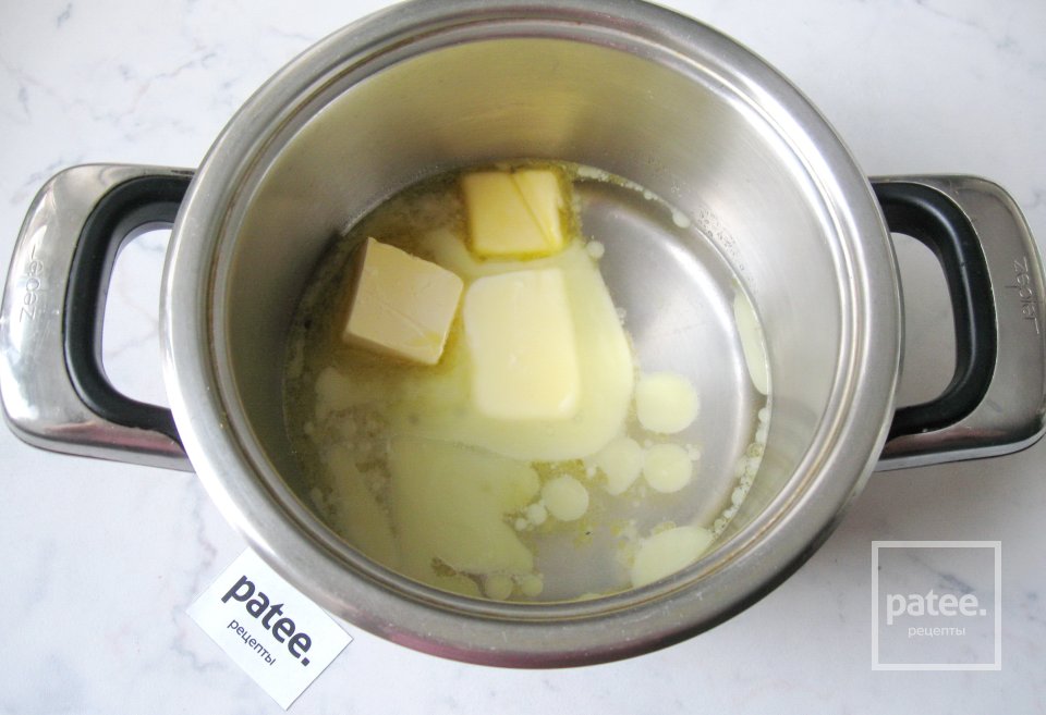 Заварные пирожные со сливками и шоколадом - Шаг 2