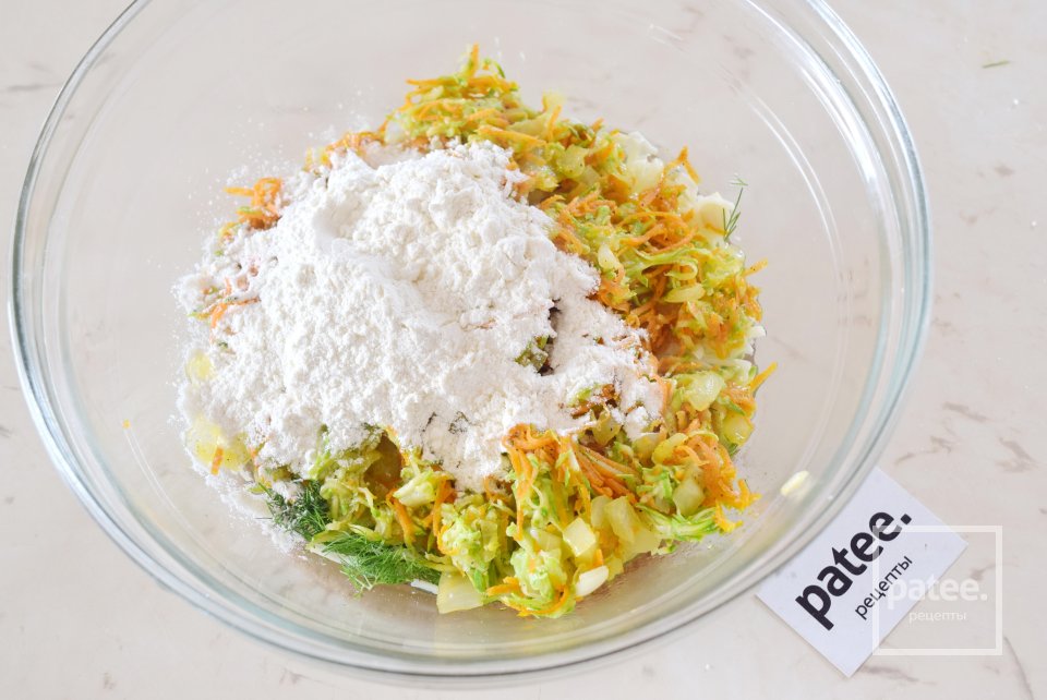 Запеканка из кабачка и моркови - Шаг 11