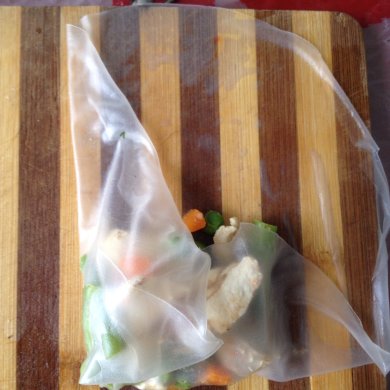 Рисовые роллы с овощами и куриной грудкой - Шаг 4