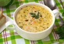 Сырный суп с семгой и кедровыми орешками