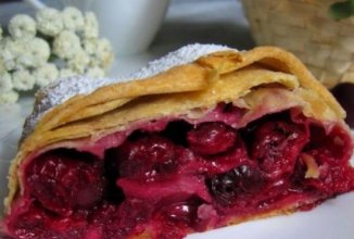 Вишневый штрудель