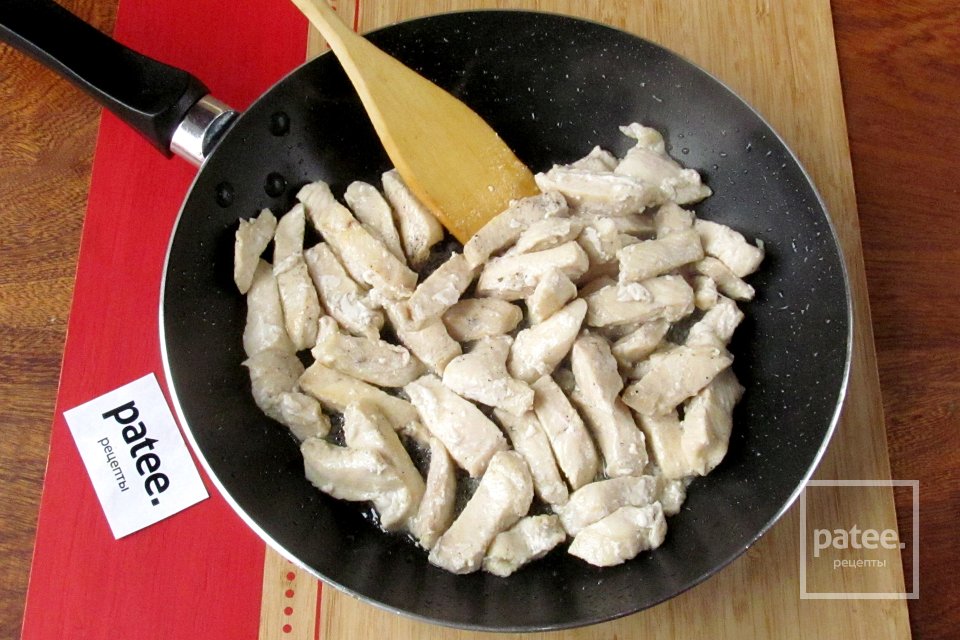 Стручковая фасоль с курицей и яйцом - Шаг 5