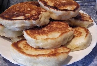 Пышные оладушки на дрожжах