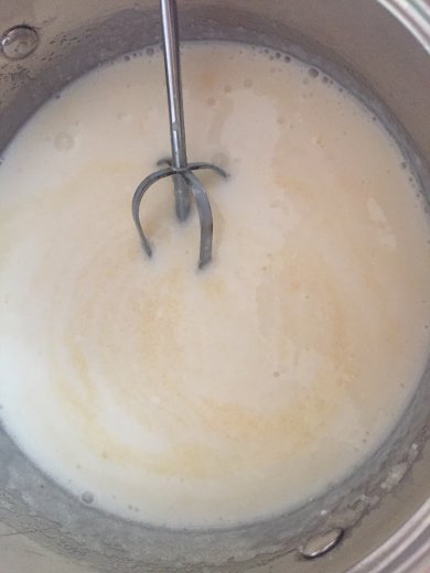 Кекс с изюмом и курагой 🍇 - Шаг 3