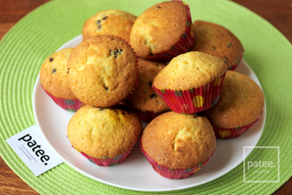 Капкейки с клубничным кремом - Шаг 9