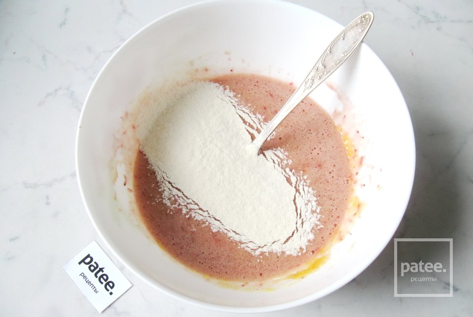 Клубничный рулет - Шаг 8