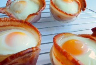 Яйца в корзинке