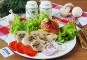 Рулеты из куриных бедер с грибами
