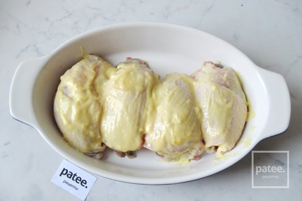 Рулеты из куриных бедер с грибами - Шаг 14