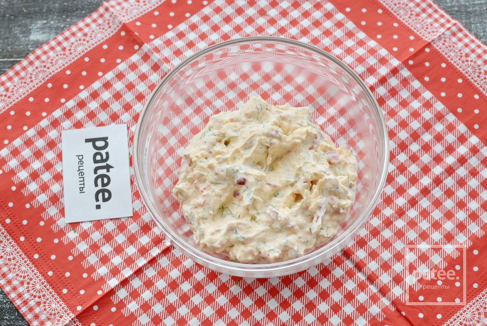 Творожная бутербродная паста с крабовыми палочками - Шаг 10