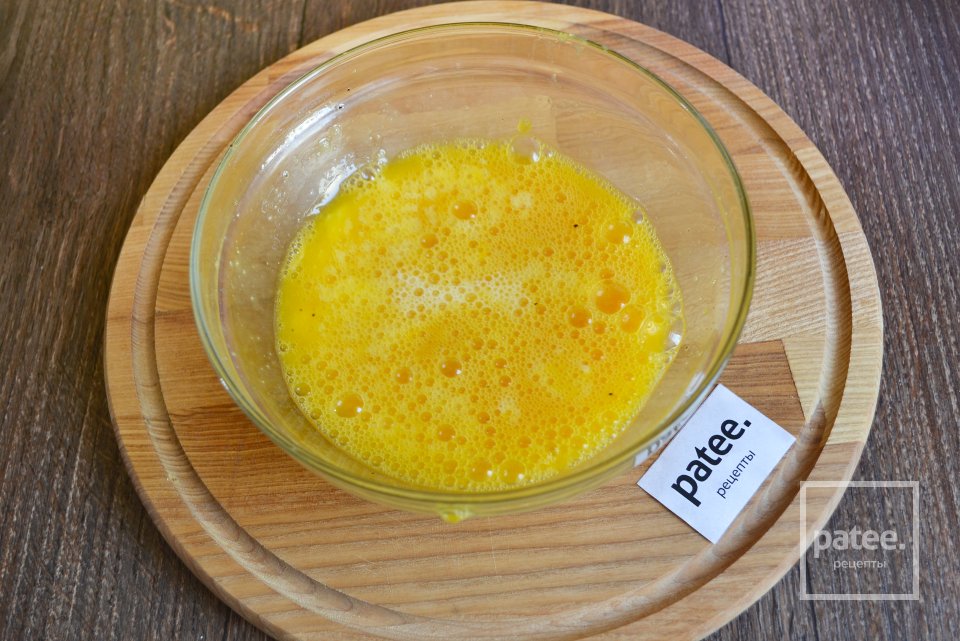 Омлет с брюссельской капустой и зеленым горошком - Шаг 9