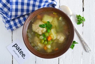 Суп с куриными фрикадельками
