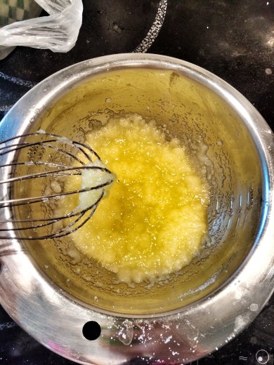 Кекс овсяный с бананом и вкусом миндаля - Шаг 1