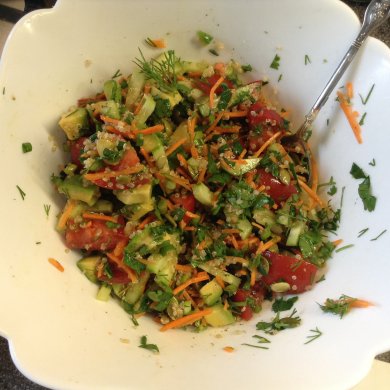 Тортилья с салатом из авокадо на завтрак. - Шаг 5