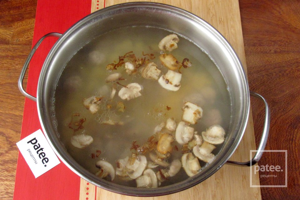Суп с фрикадельками, грибами и орзо - Шаг 13