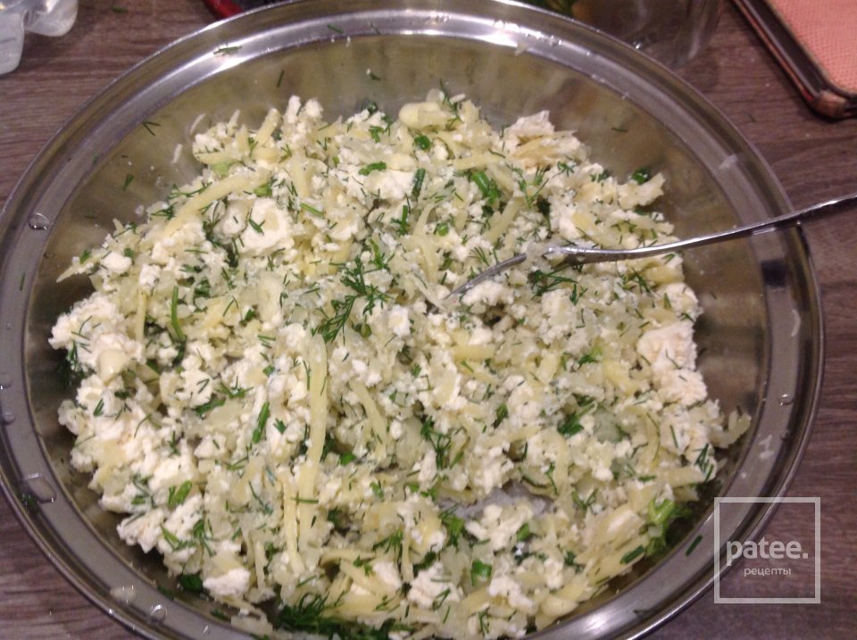 Мини хачапури с сыром , картошкой . - Шаг 2