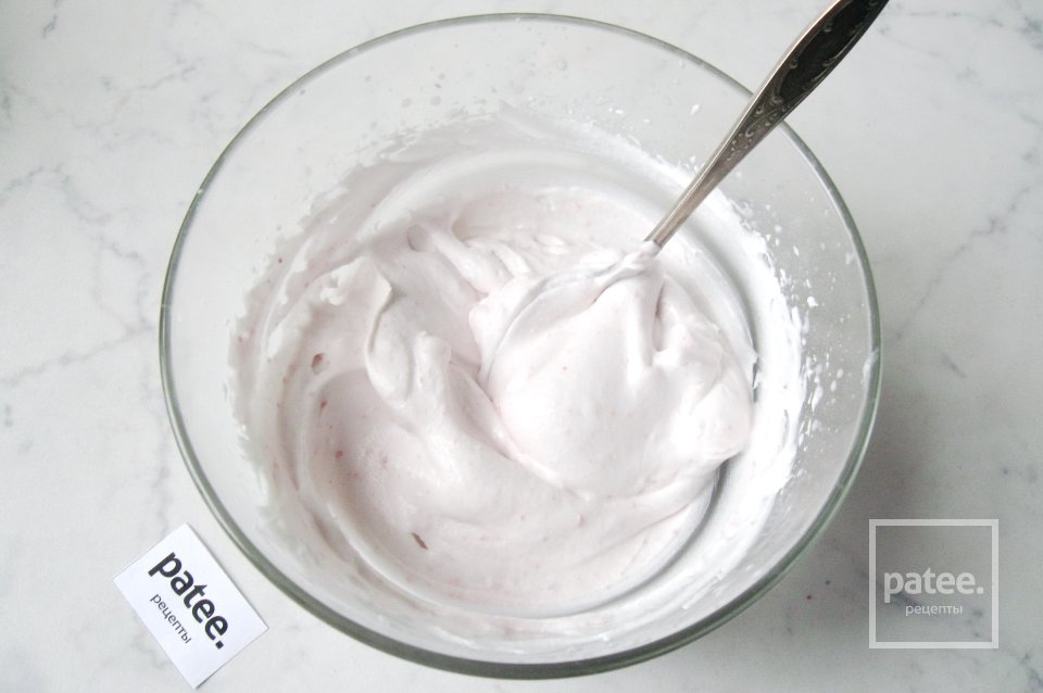 Капкейки со взбитыми сливками и малиновым джемом - Шаг 14