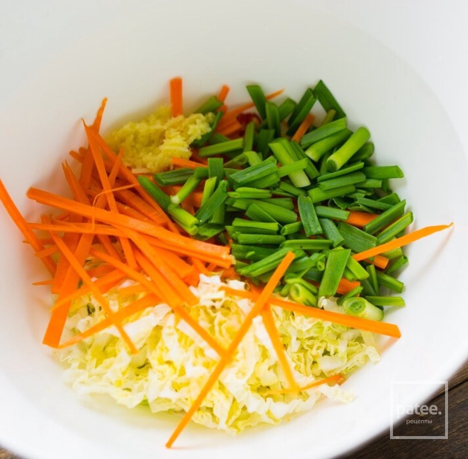 Салатик "Вкусовая бомба" - Шаг 2