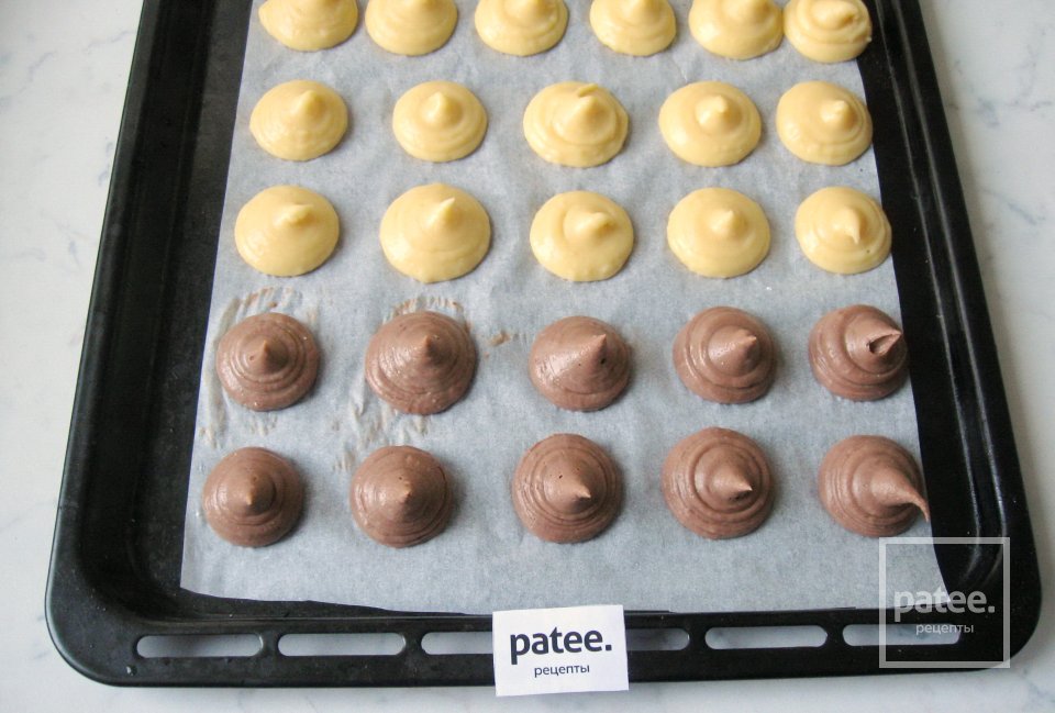 Профитроли с шоколадным и ванильным кремом - Шаг 8
