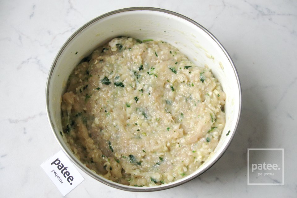 Куриные котлеты с овсяными хлопьями и шпинатом - Шаг 10