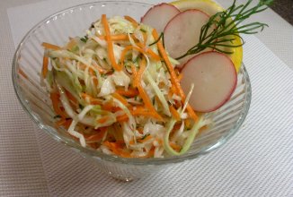 Салат из капусты с лимонной заправкой  "Лучше не бывает".