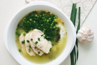 Весенний зелёный борщ