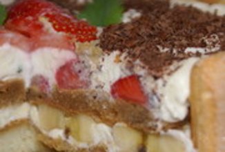 Бананово-клубничный тортик по мотивам тирамису