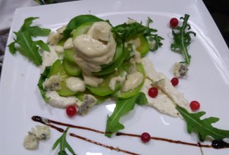 Кабачки в сырном соуси