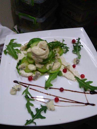 Кабачки в сырном соуси - Шаг 1