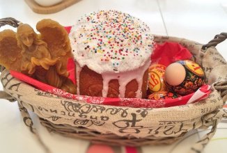 Классический пасхальный кулич с изюмом