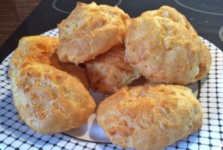 Ароматные сырные заварные булочки