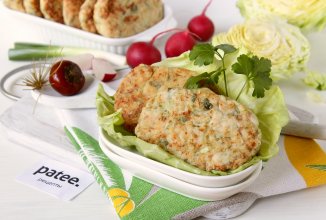 Куриные котлеты с молодой капустой