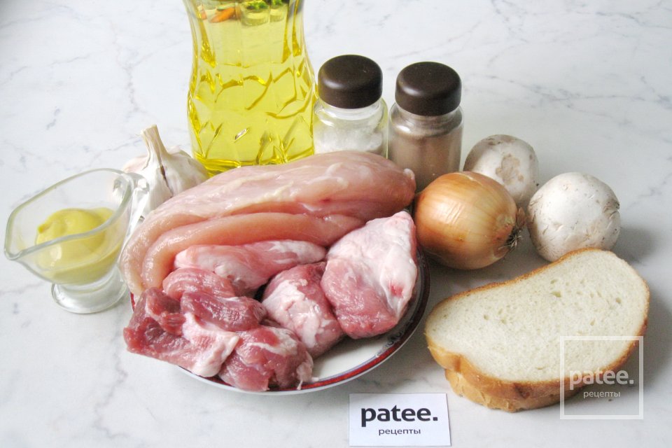 Котлеты с горчицей и грибами - Шаг 1