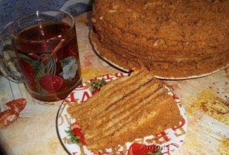 Медовик с заварным кремом - нежный, пропитанный, большой