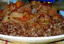 Гречка с тушёнкой