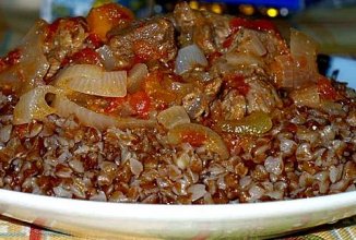 Гречка с тушёнкой