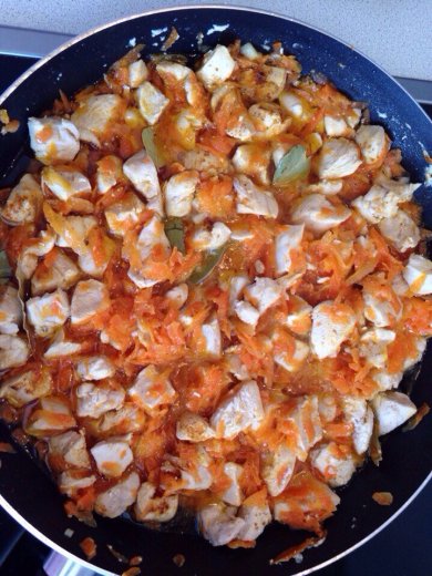 Тушёная курочка