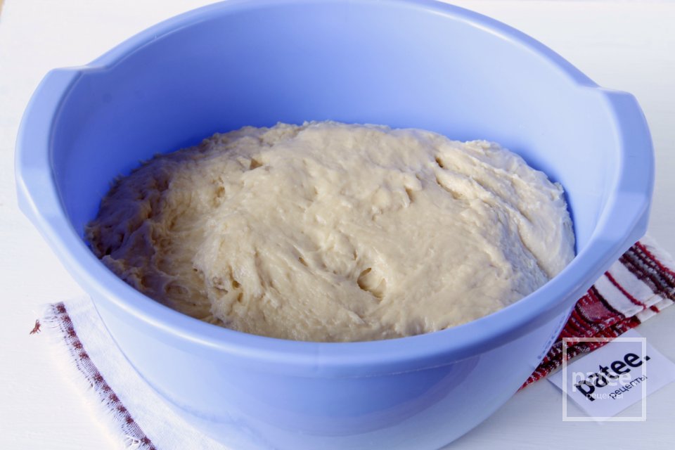 Пасхальный кулич с изюмом и цедрой - Шаг 11