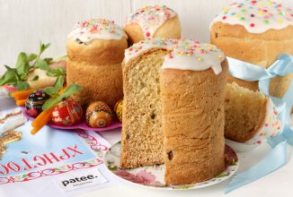 Пасхальный кулич с изюмом и цедрой