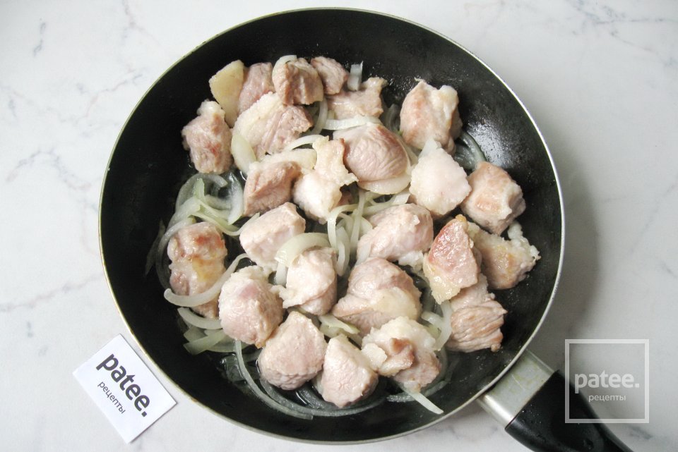 Свинина с черносливом в пиве - Шаг 7