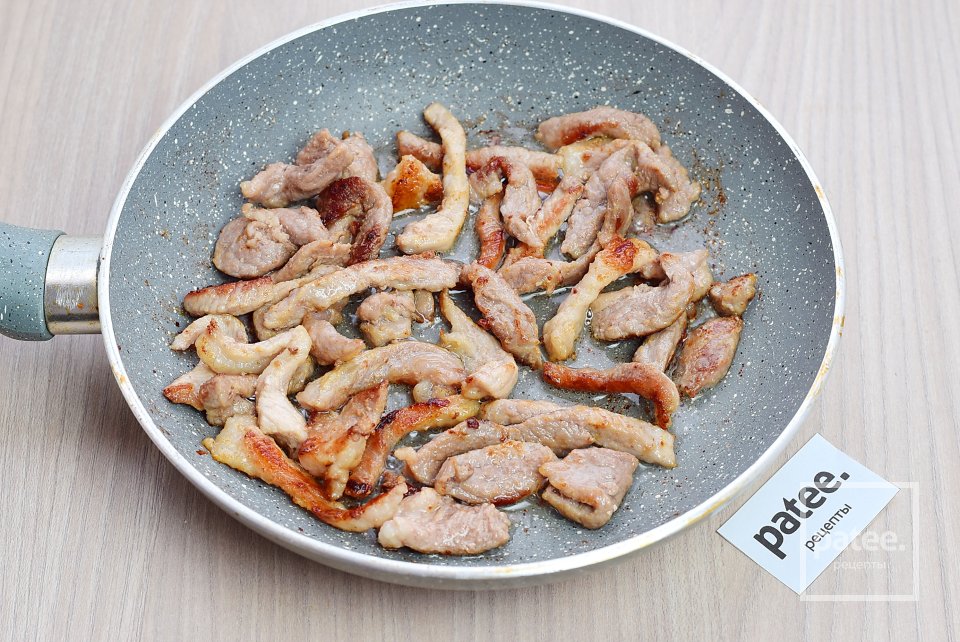 Корейский салат из свинины и огурца - Шаг 7