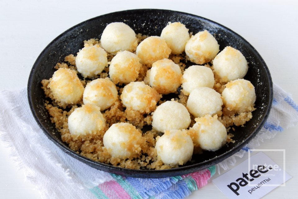 Ленивые вареники в сладкой крошке - Шаг 13