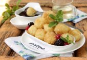 Ленивые вареники в сладкой крошке