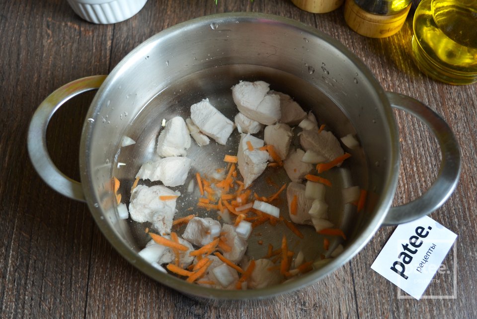 Легкий куриный суп с лапшой - Шаг 6