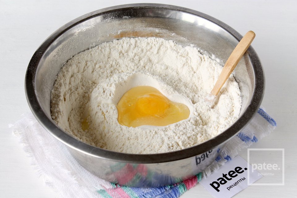 Пампушки с чесноком и зеленью - Шаг 5