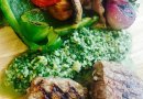 Медальоны из телятины с овощами-гриль и "Песто"