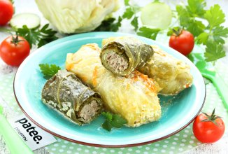 Рулетики из молодой капусты с фаршем в мультиварке
