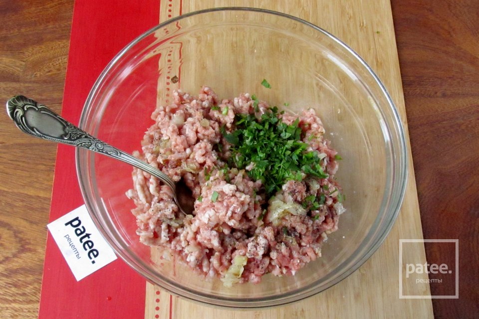 Рулетики из молодой капусты с фаршем в мультиварке - Шаг 5